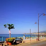 Daire Kambusa - Mono Fronte Mare
