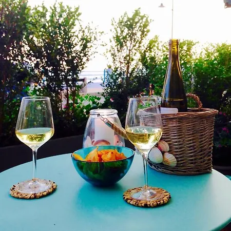 Kambusa - Mono Fronte Mare Appartamento Santo Stefano al Mare